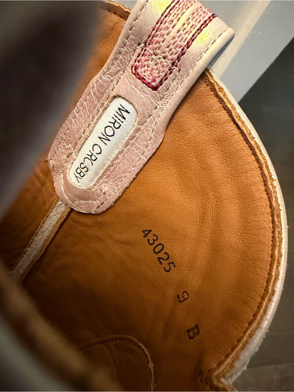 Miron Crosby Maggie Metallic light pink boots w/hot pink stitching-Never Worn - Picture 4 of 7